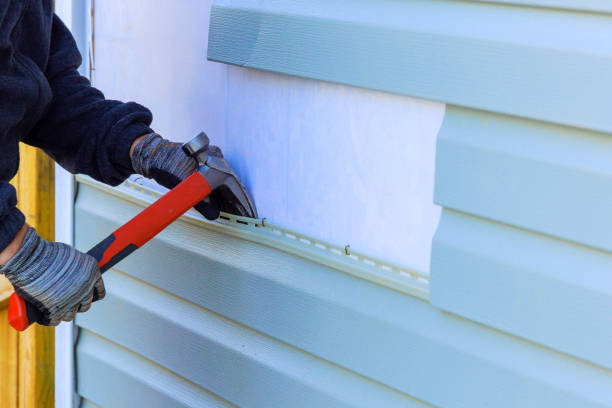 Reliable Emergency Siding Repair contractor in Emlenton, PA by Squared Siding
